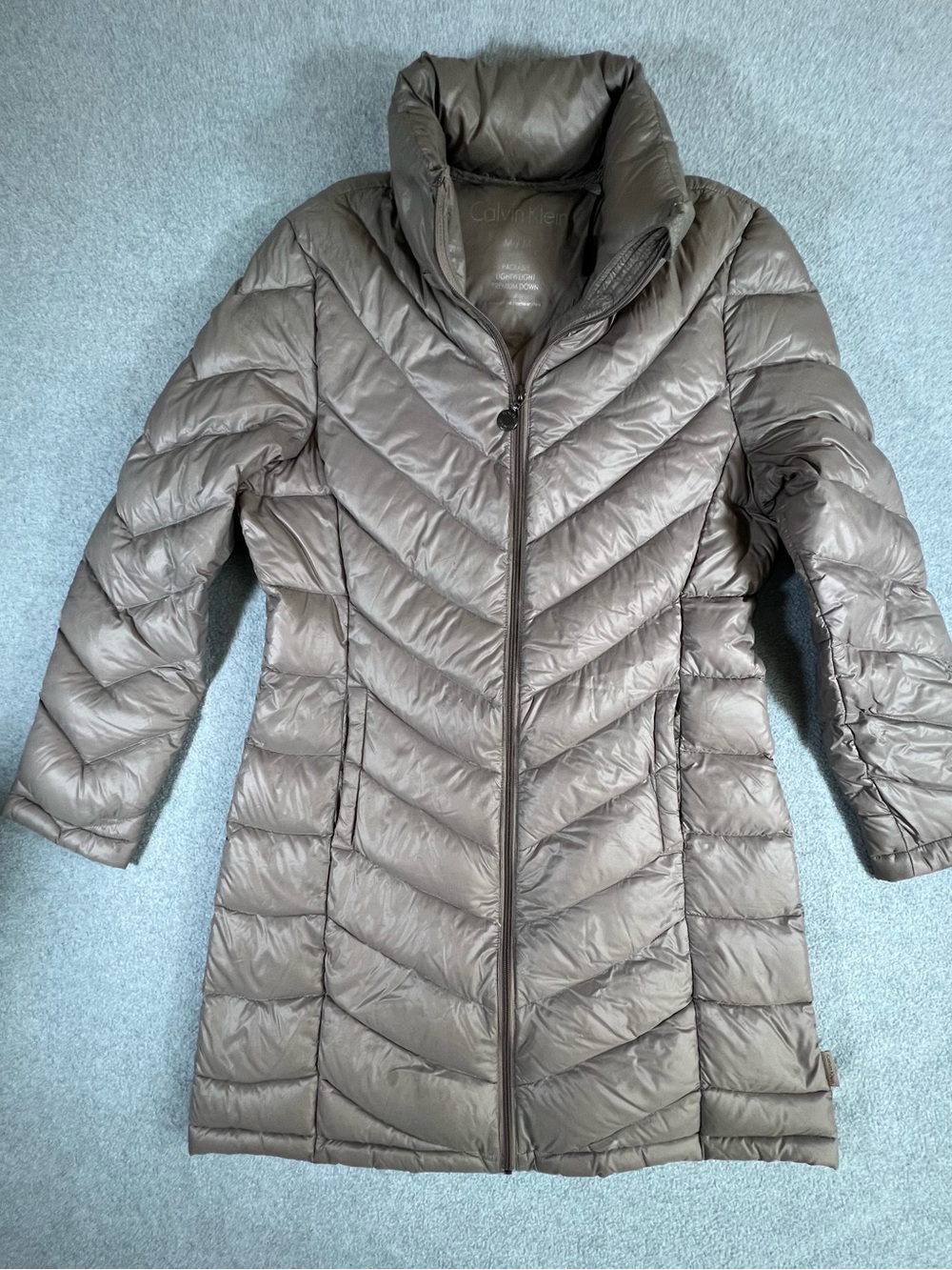 Calvin Klein Packable Premium Down Puffer Coat Taupe Gray Womens M - Picture 2 of 13